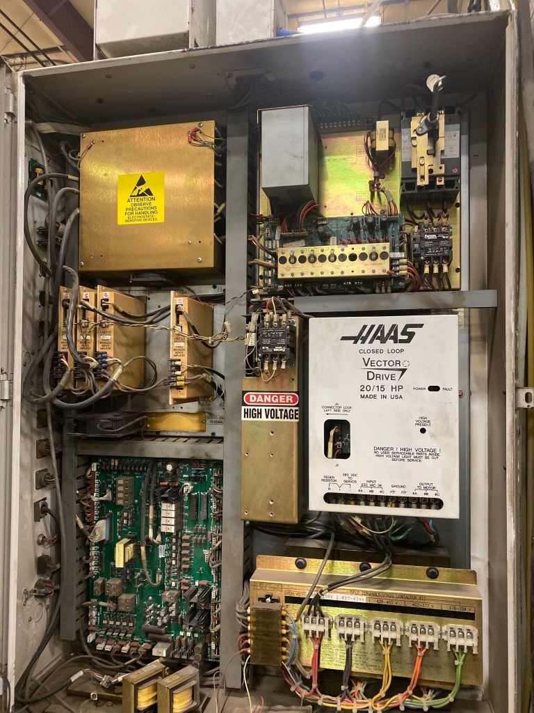 Haas VF-8, Machine ID: 7977